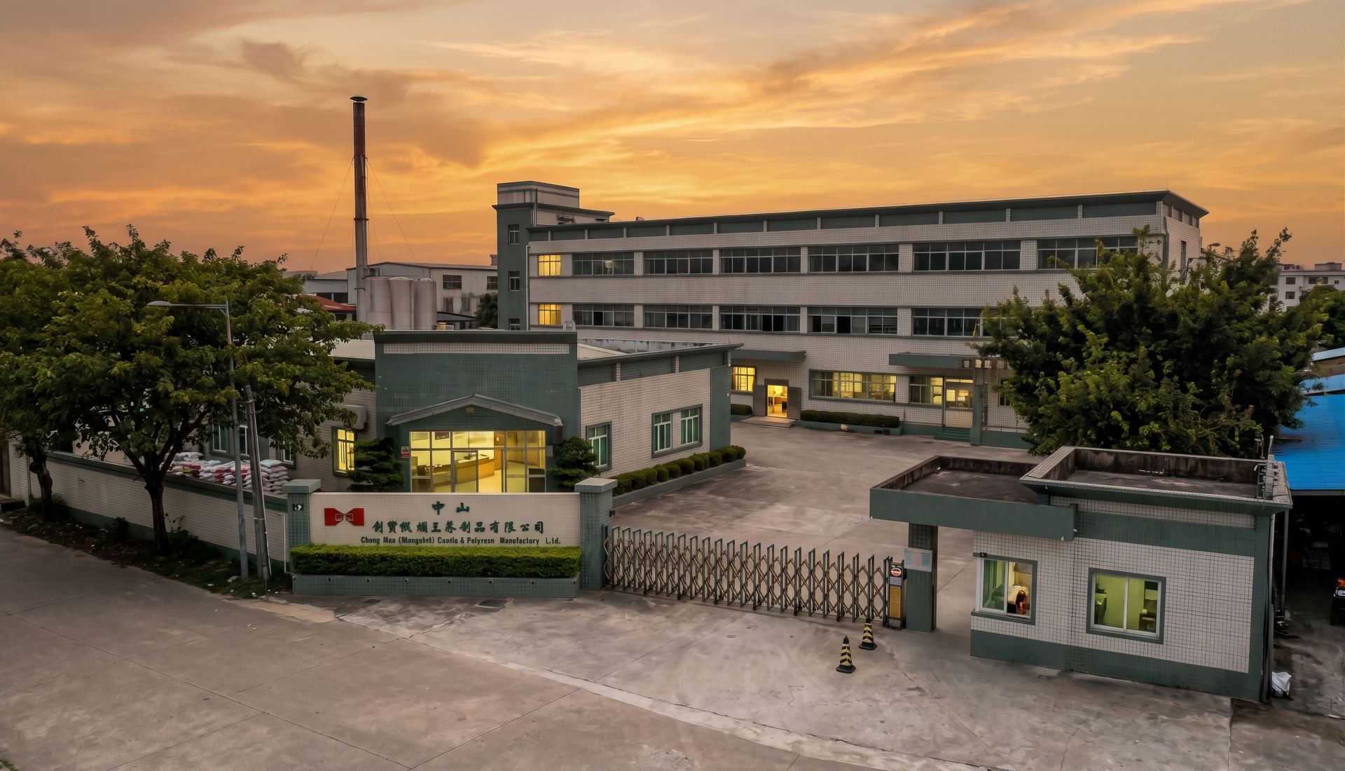 Chong Mau polyresin collectibles manufacturing — factory and showroom